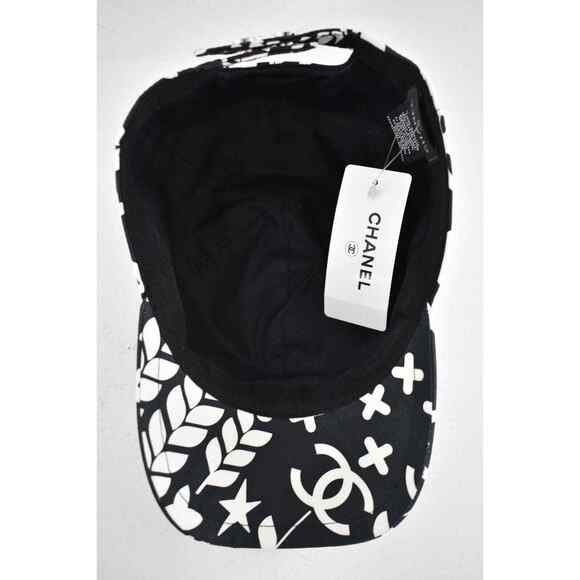 Chanel 22P Black White Graffiti CC Silver Logo Baseball Cap Curved Peak Hat - Picture 10 of 11